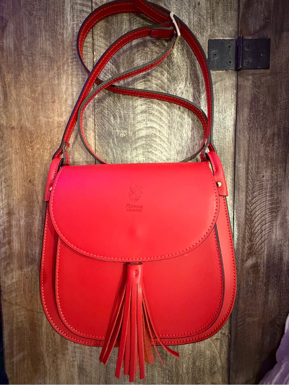 Florence exquisite Italian red leather Crossbody shoulder bag - Picture 3 of 11